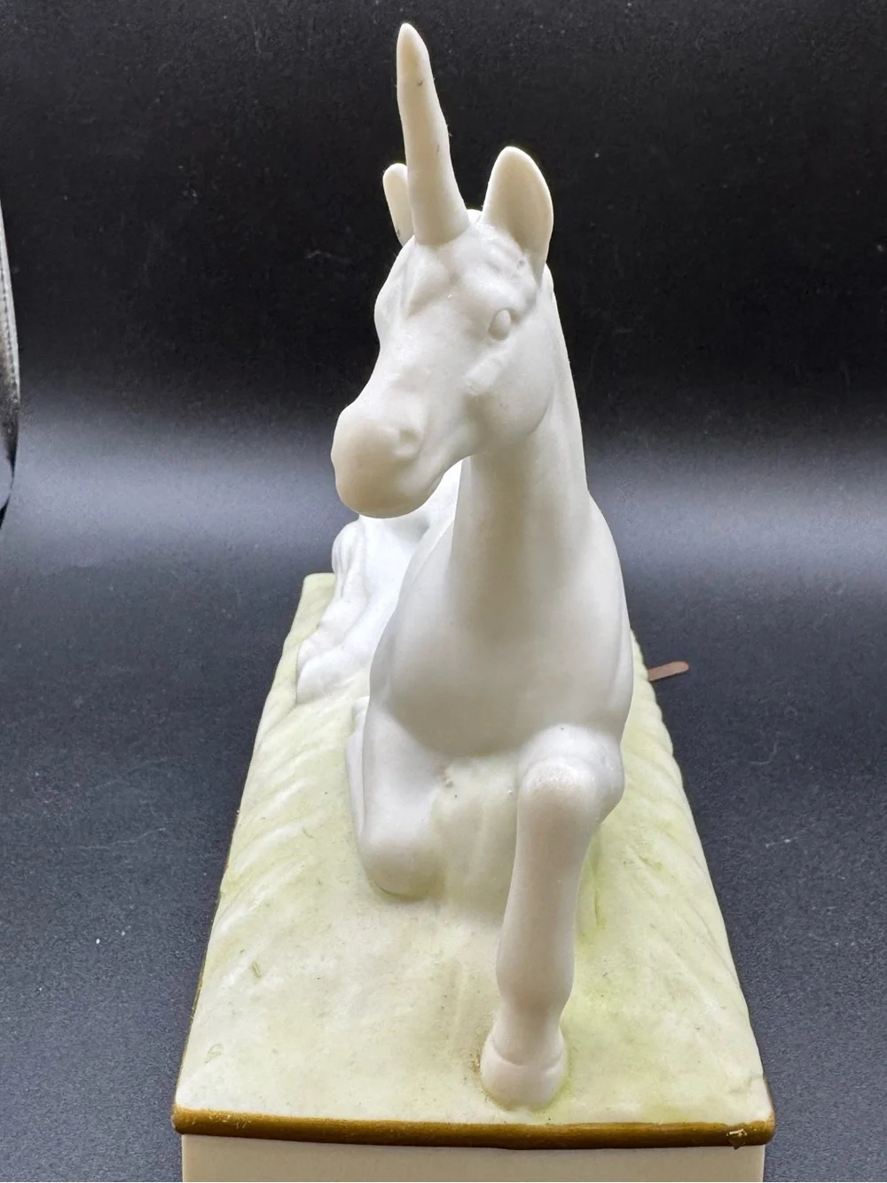 VTG 1970’s Mann White Unicorn Music Box Bisque Porcelain Japan